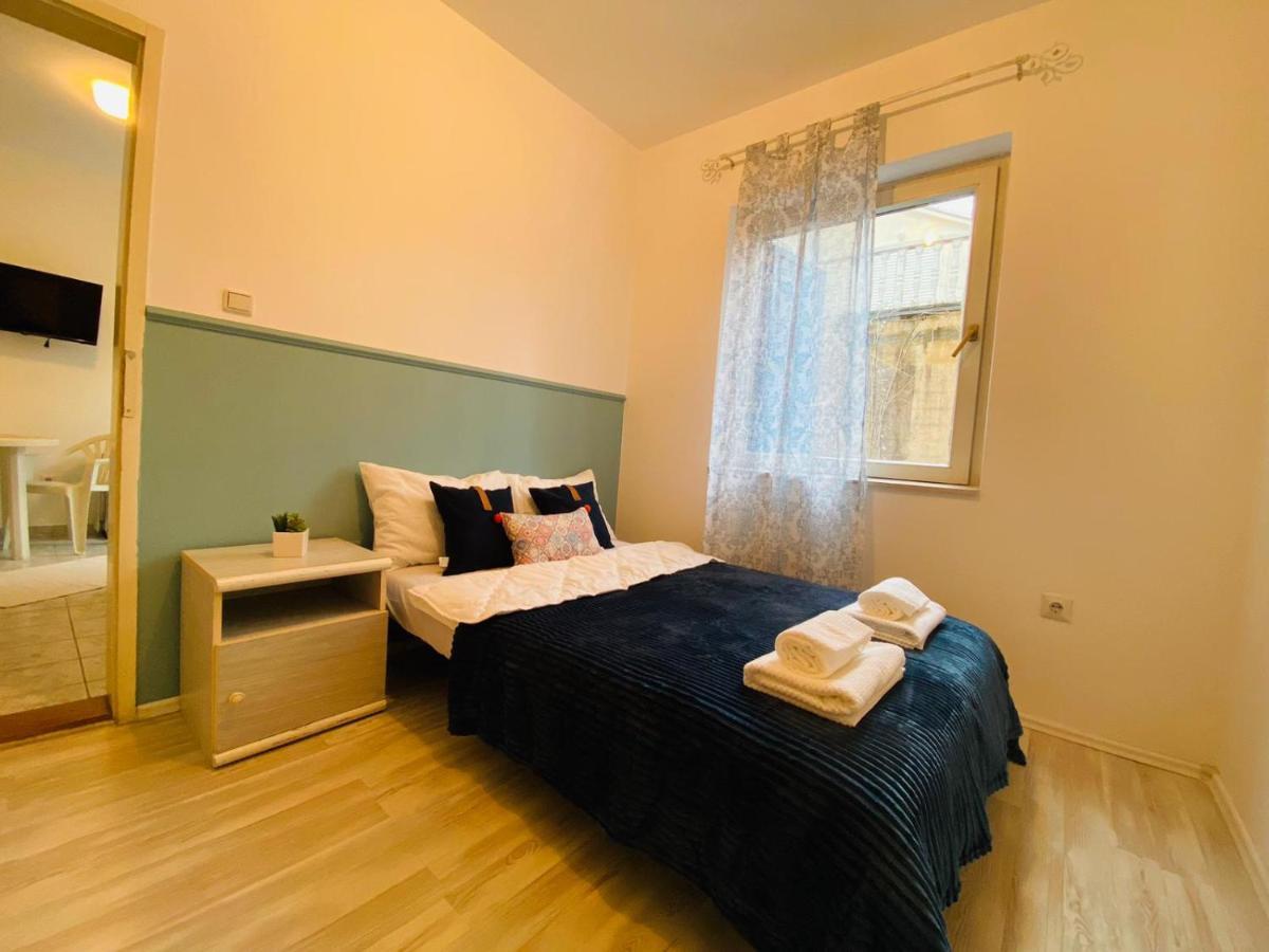 Villa Blue Calm Budva Buitenkant foto