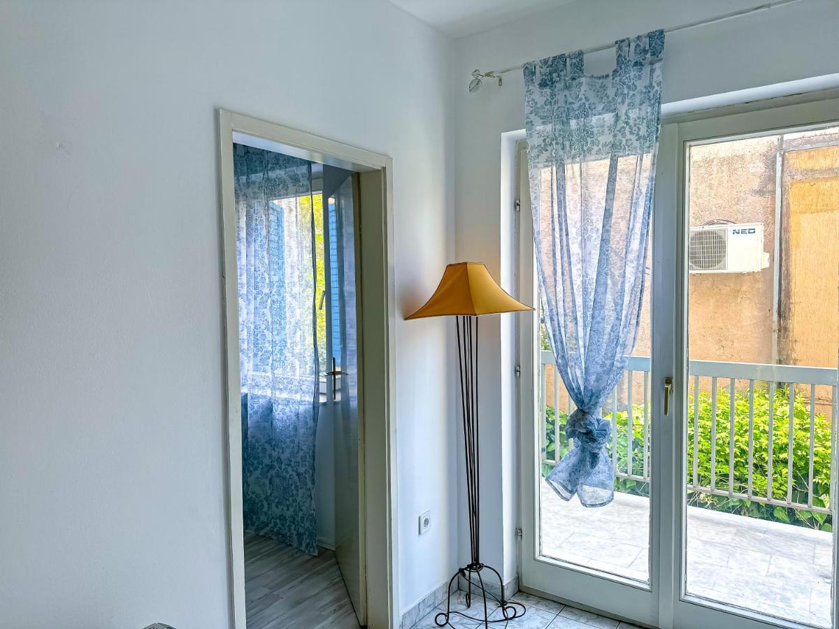 Villa Blue Calm Budva Buitenkant foto